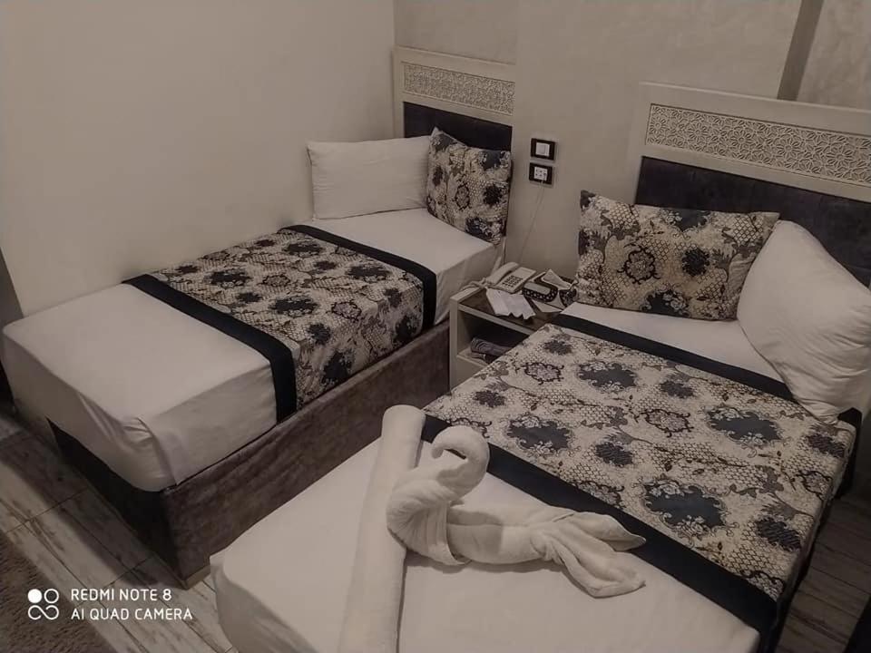 Al Amir Palace Hotel Сухадж Екстериор снимка