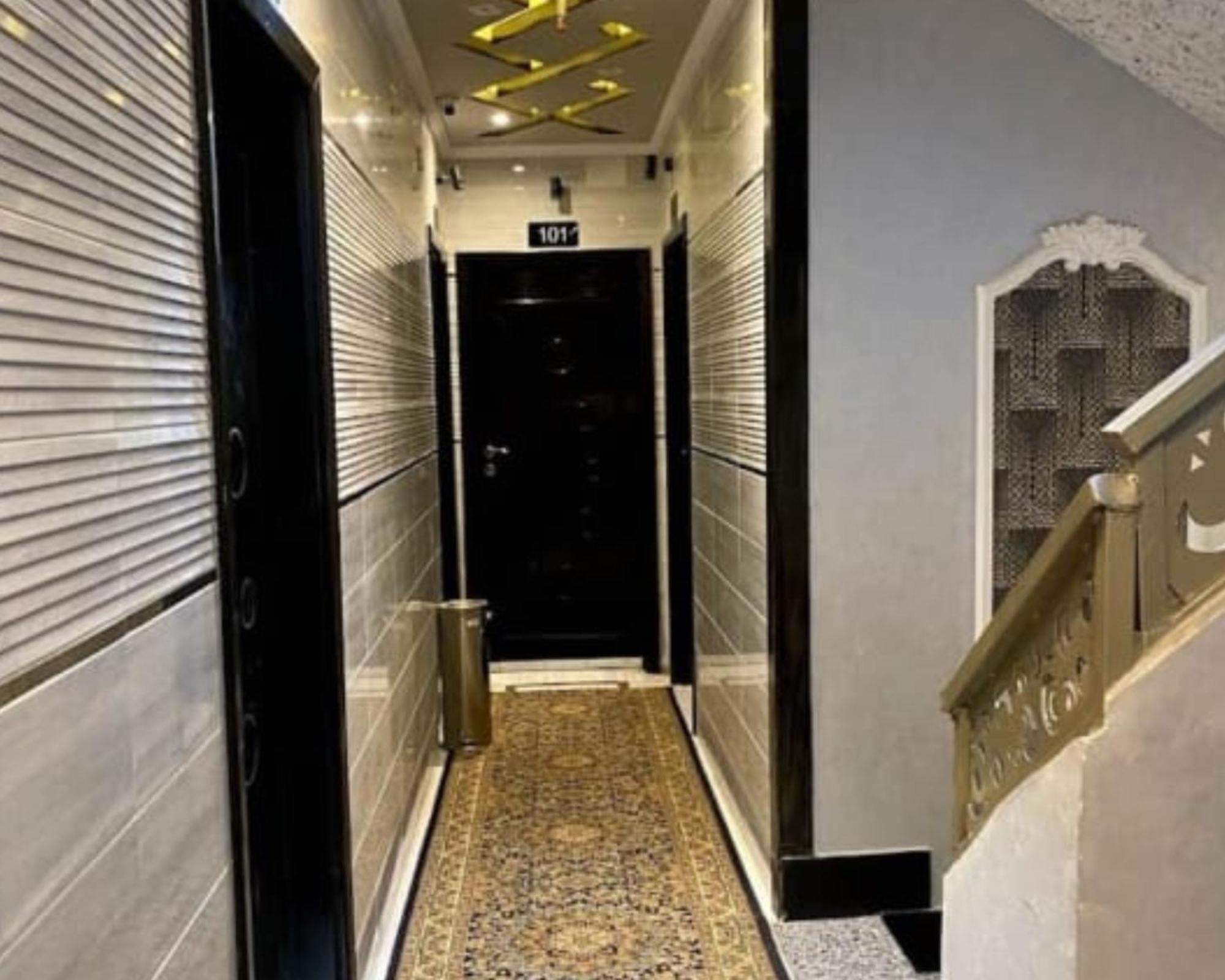 Al Amir Palace Hotel Сухадж Екстериор снимка